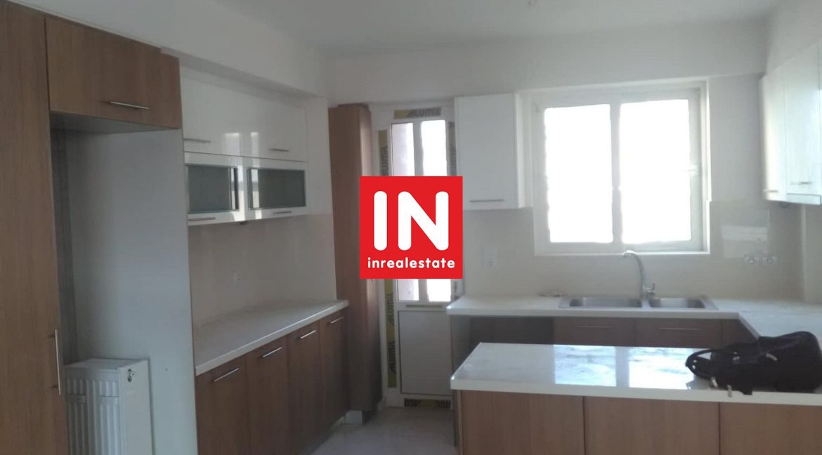 5998576944520626176_n [poleitai-neodmhto-galatsi-inrealestate.gr - 2004]