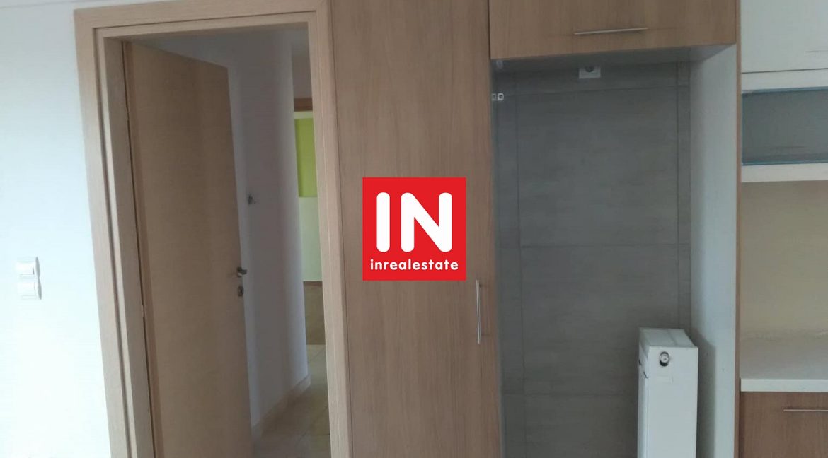 8380502812596895744_n [poleitai-neodmhto-galatsi-inrealestate.gr - 2004]