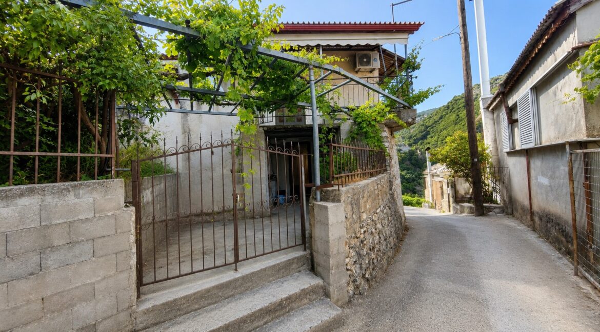 perivolakia-kalamata-house-for-sale (8)