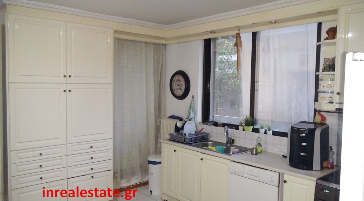 polydroso-marousi-poleitai-diamerisma-inrealestate.gr (5)