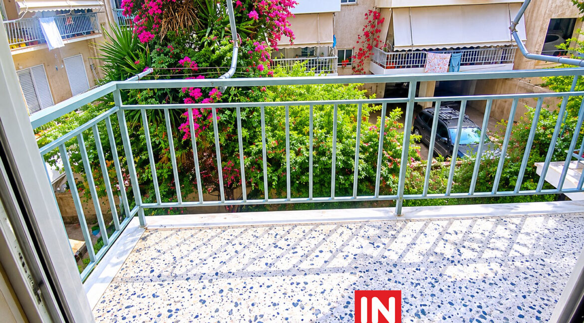galatsi-poleitai-diamerisma-menidiatika-inrealestate.gr (4)