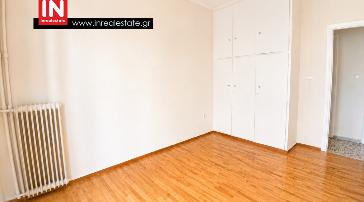 galatsi-poleitai-diamerisma-menidiatika-inrealestate.gr (7)
